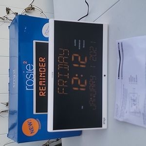 Smpl rosie 2 Personalized Voice Reminders with Large Screen Display and Alarms